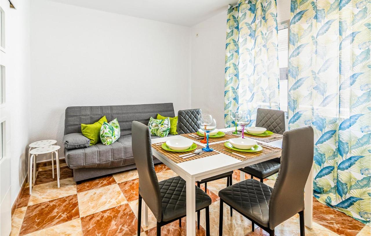 Beautiful Apartment In Cordoba With Kitchenette Εξωτερικό φωτογραφία