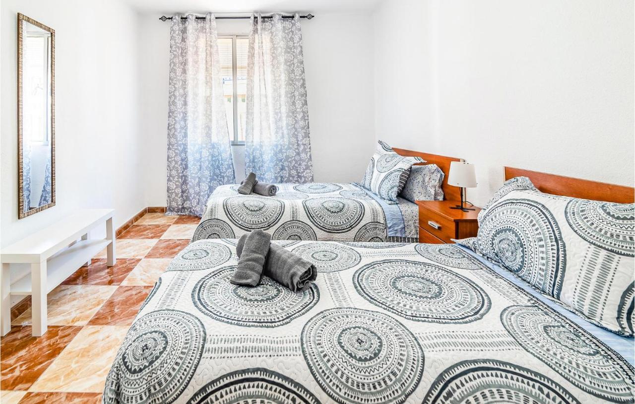 Beautiful Apartment In Cordoba With Kitchenette Εξωτερικό φωτογραφία