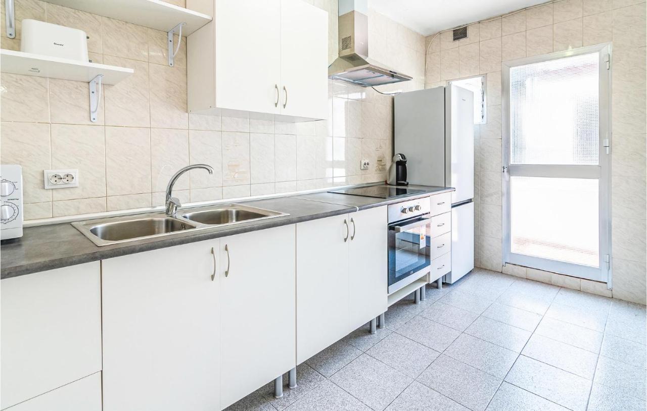Beautiful Apartment In Cordoba With Kitchenette Εξωτερικό φωτογραφία