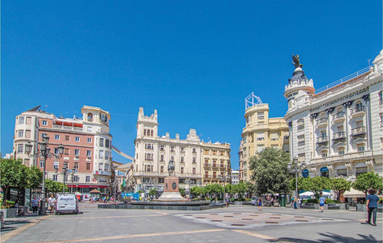 Beautiful Apartment In Cordoba With Kitchenette Εξωτερικό φωτογραφία